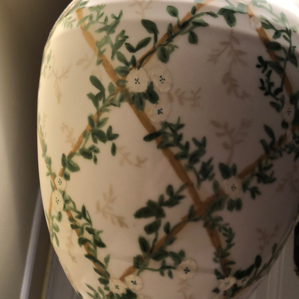 Meet your Posher, Louise